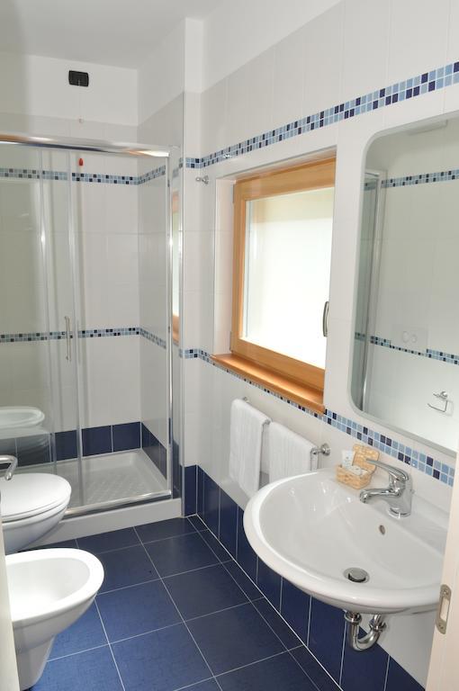 Garni Dal Mozat Bed & Breakfast Lenzumo di Concei Oda fotoğraf
