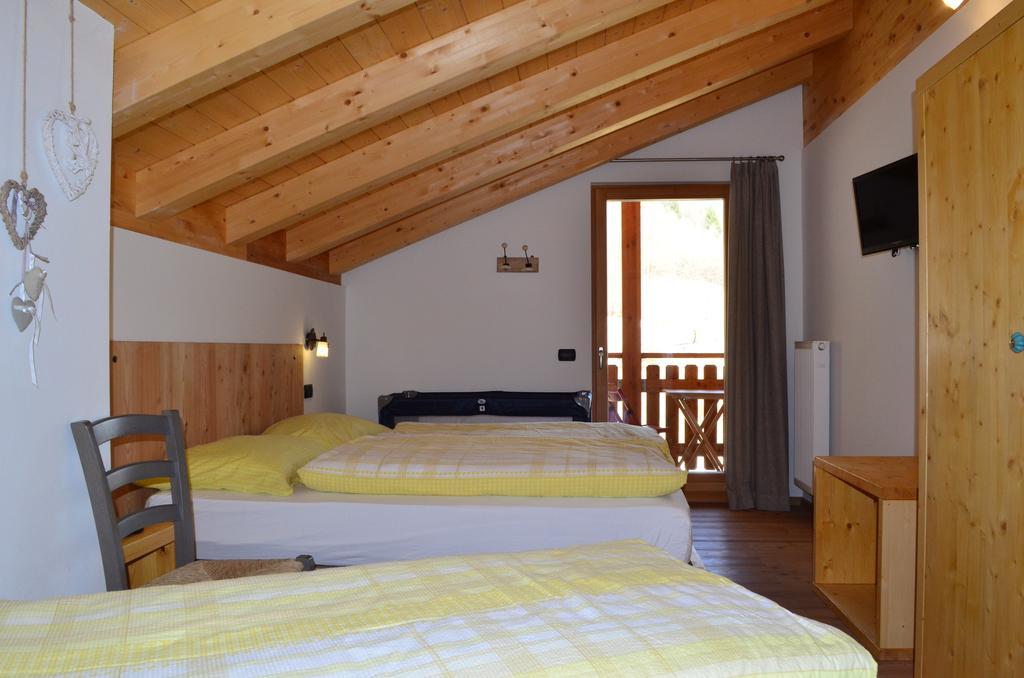 Garni Dal Mozat Bed & Breakfast Lenzumo di Concei Dış mekan fotoğraf